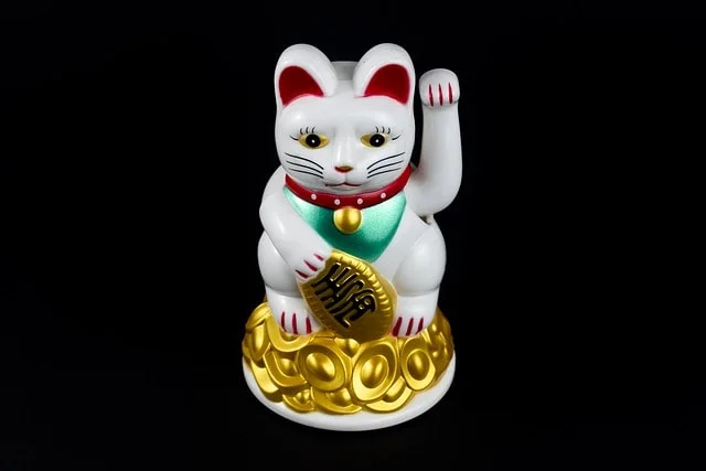 Maneki Neko, Japanese