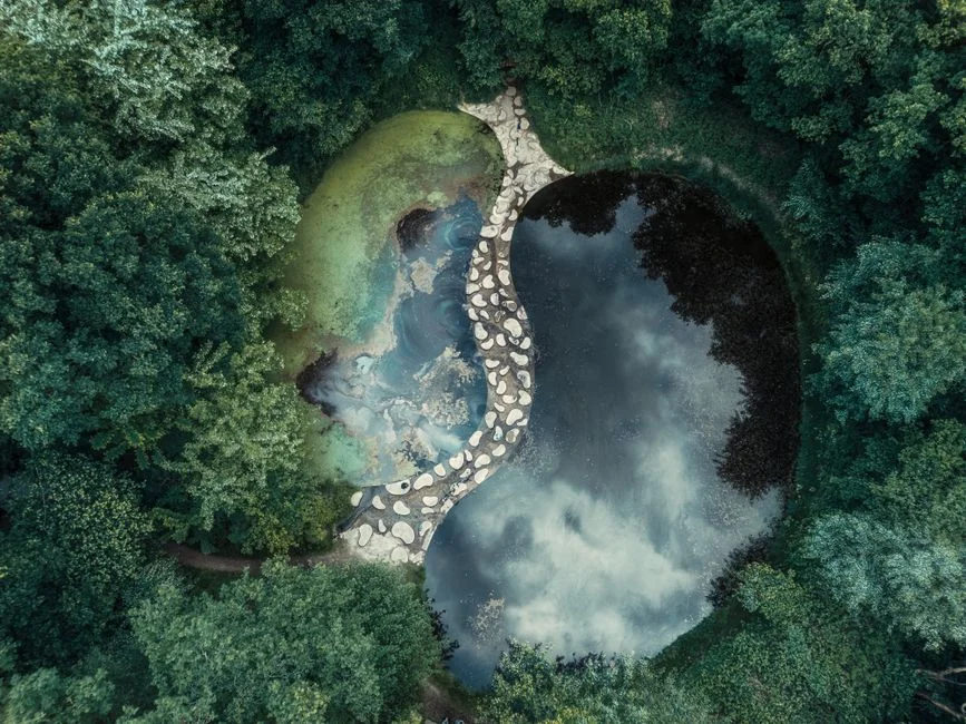 Yin yang water,