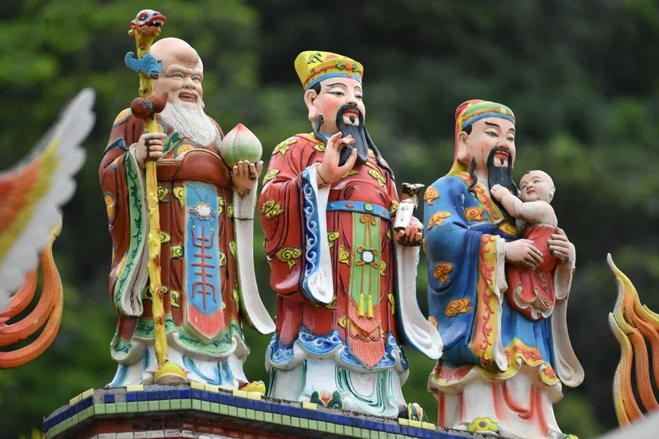 Four Immortals table,