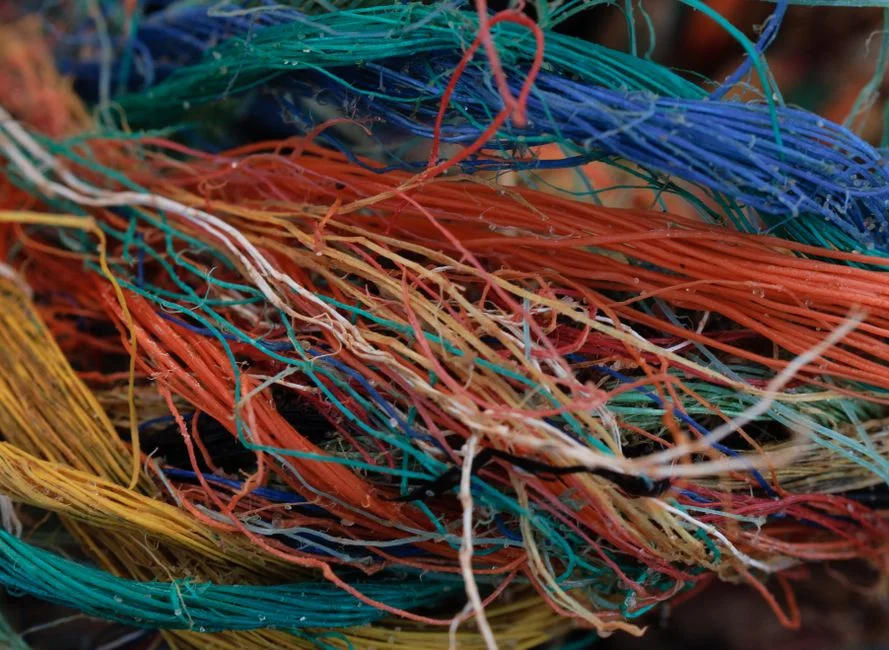 Five colored string,