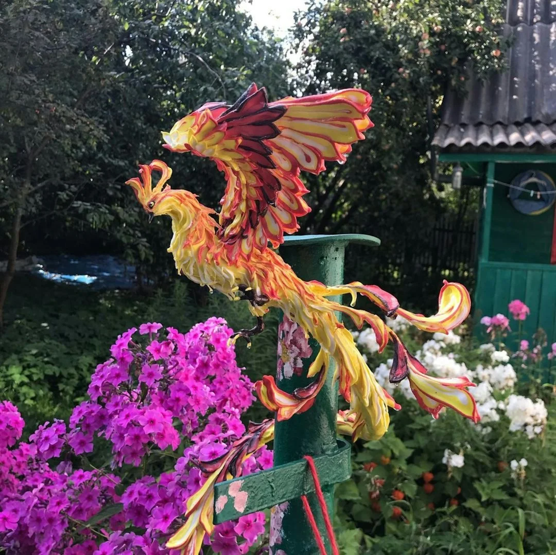 Phoenix symbol, Lucky
