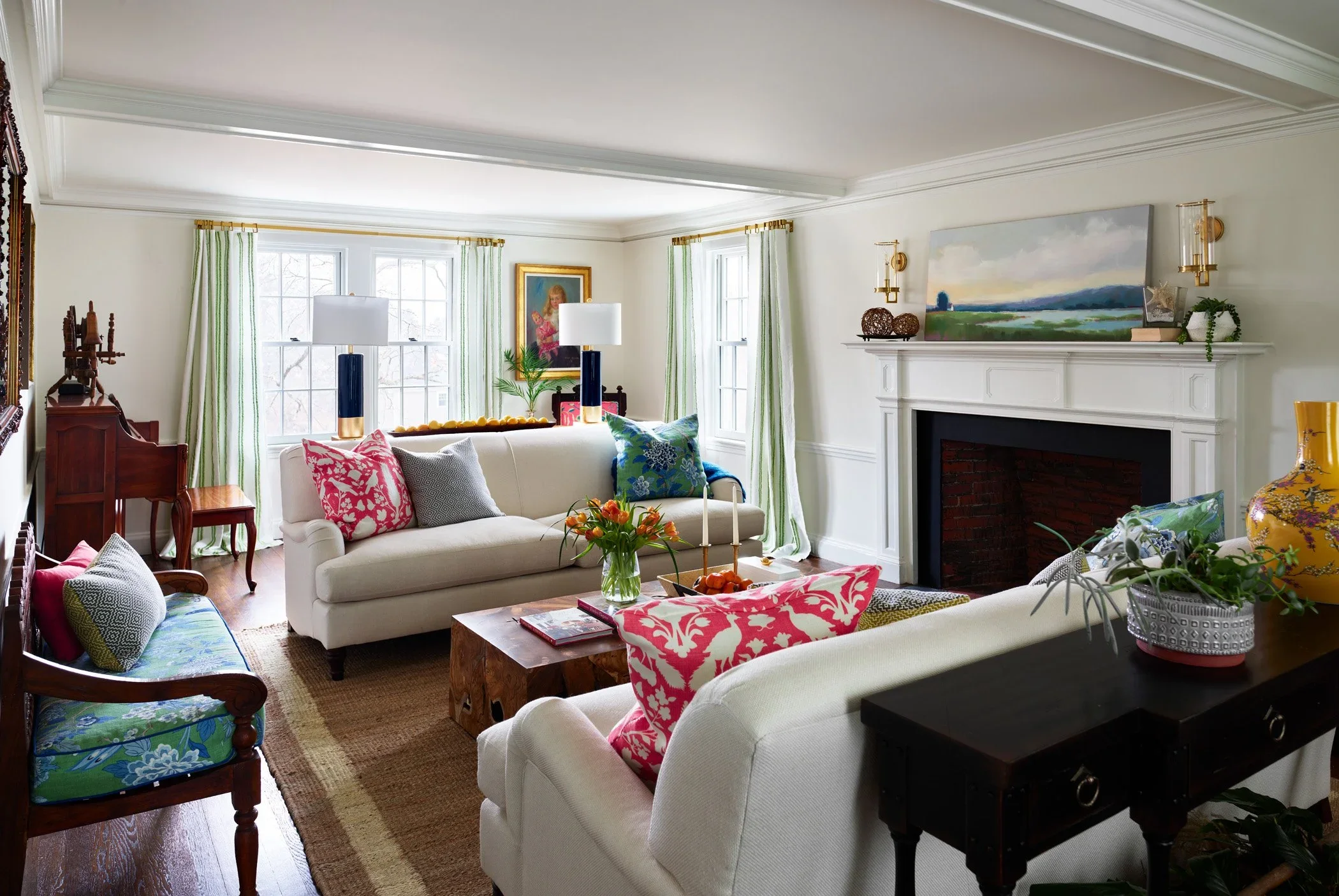 Colonial living room,