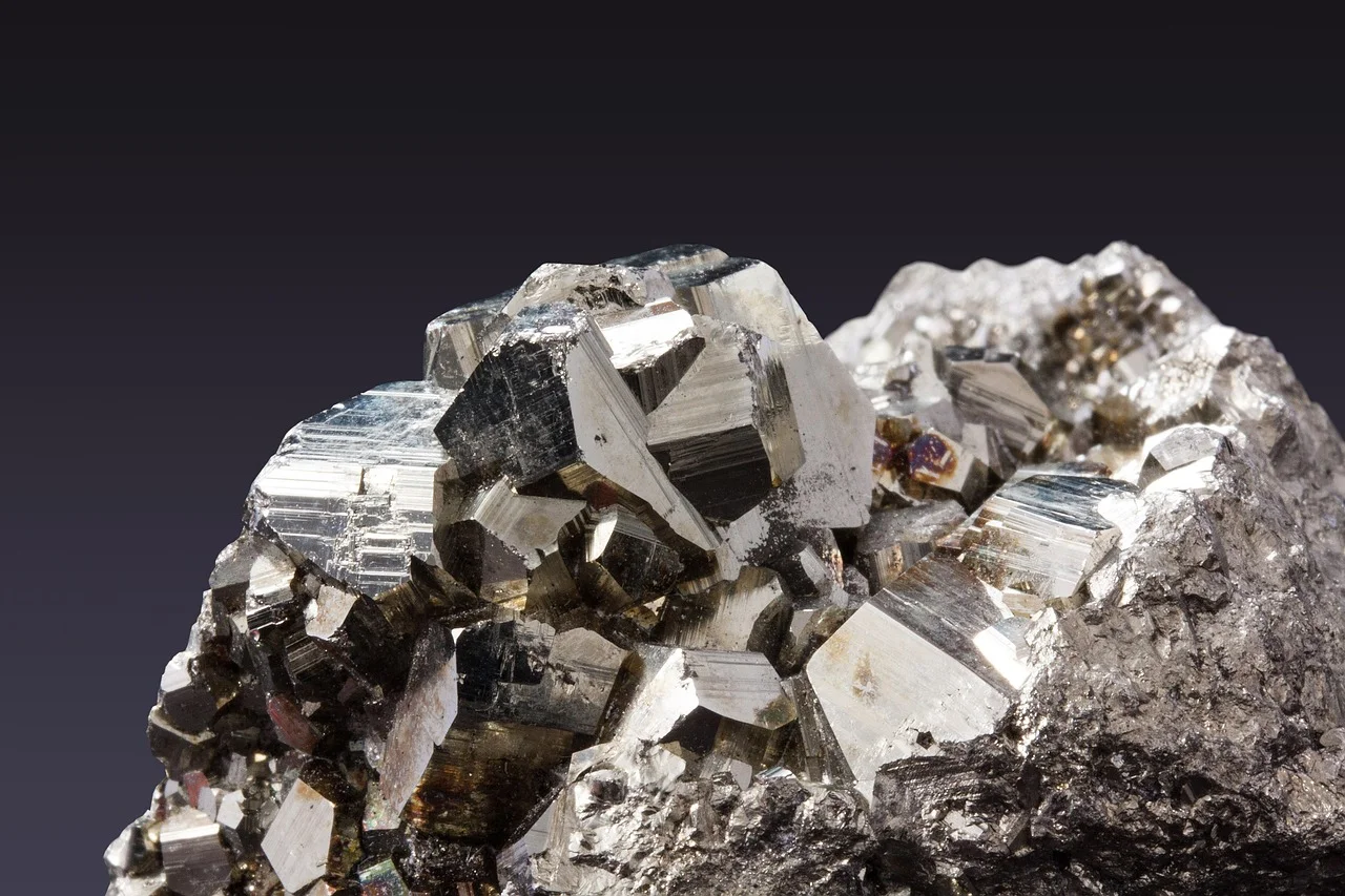 Pyrite bracelet, Financial