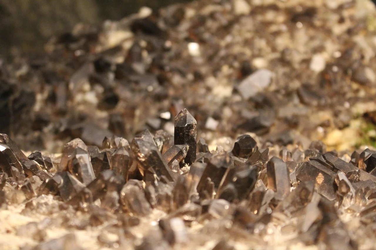 smoky quartz, grounding