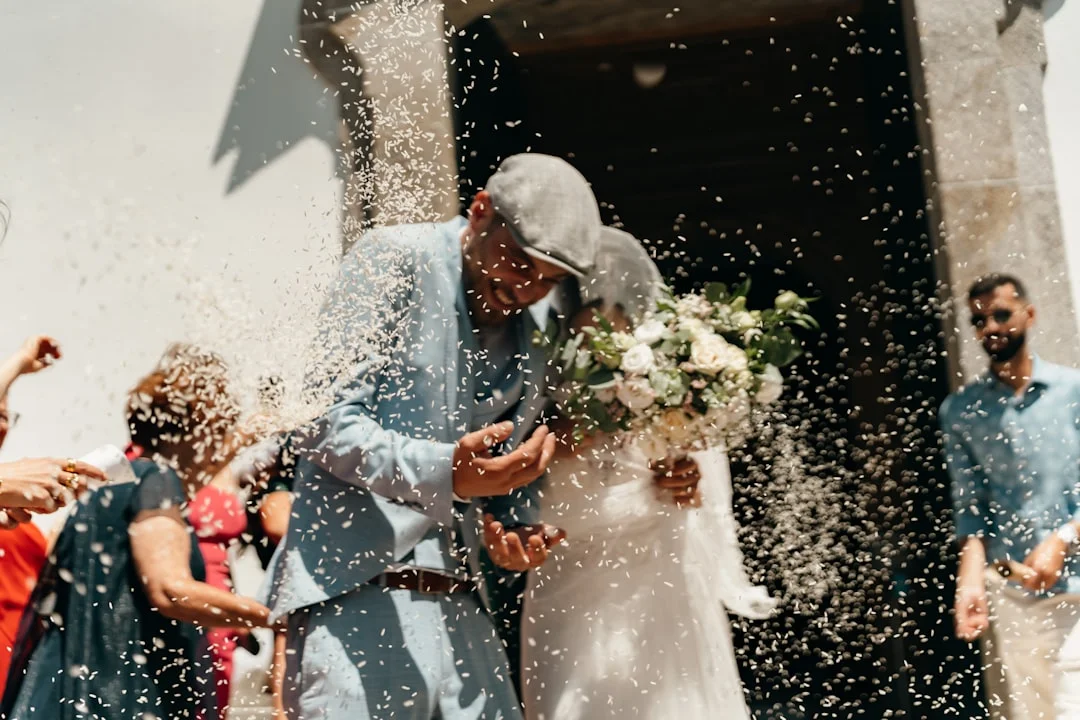 rice throwing tradition,