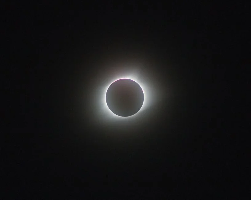 solar eclipse, full