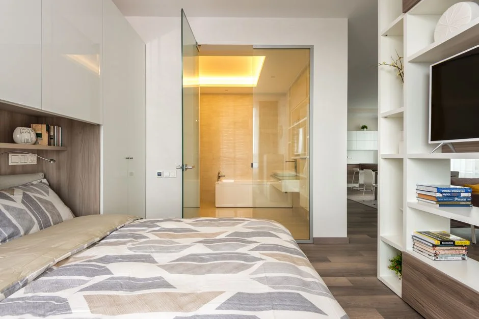 bathroom over bedroom,