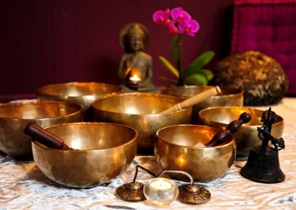 singing bowls, binaural