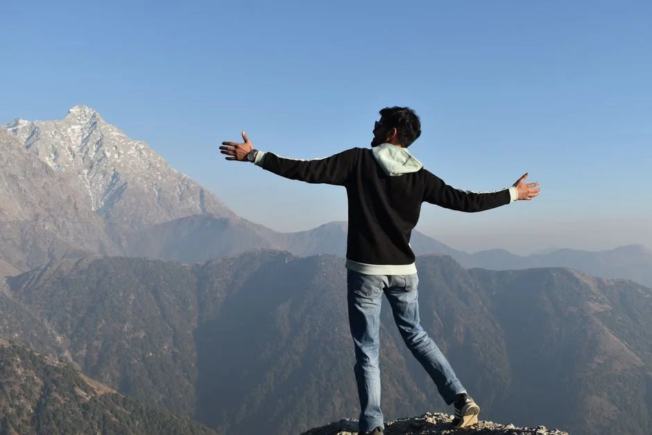 shouting at mountain,