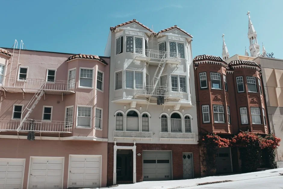 Narrow front house