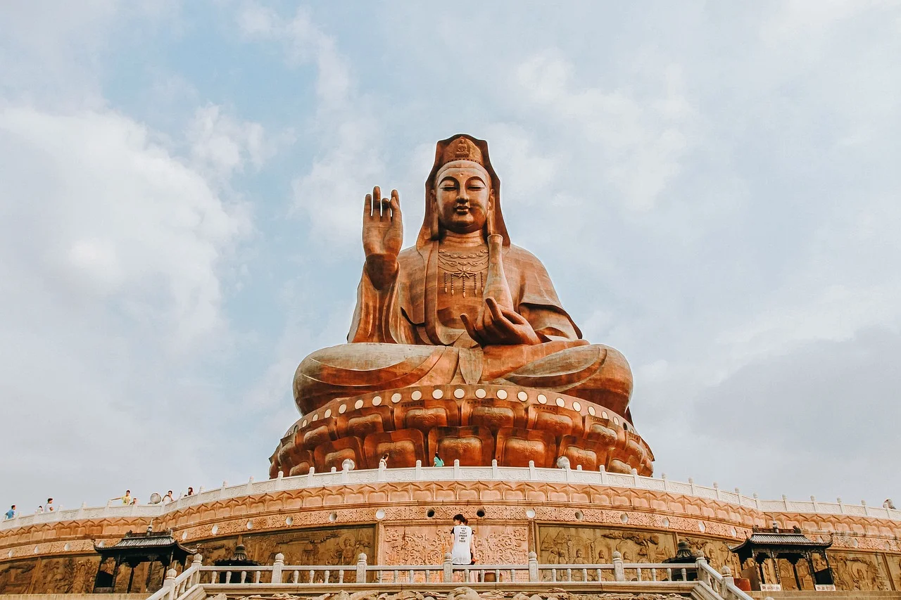 ความสำคัญของพระแม่กวนอิม: พลังแห่งพระมหากรุณาธิคุณที่ยิ่งใหญ่