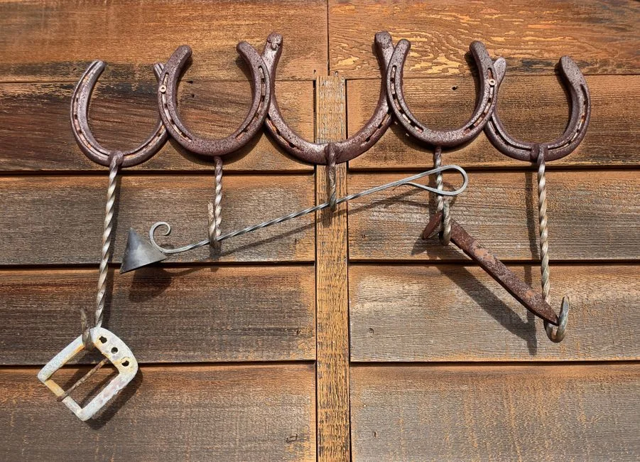 Horseshoe decor, Elephant
