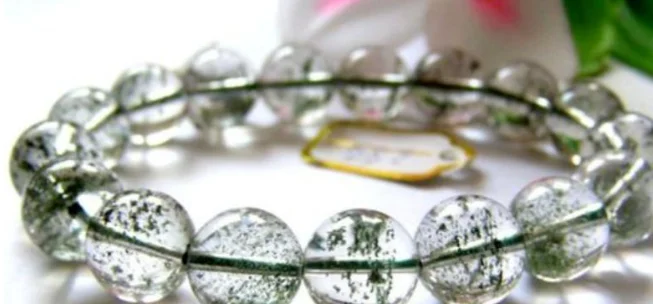 Starry quartz, green
