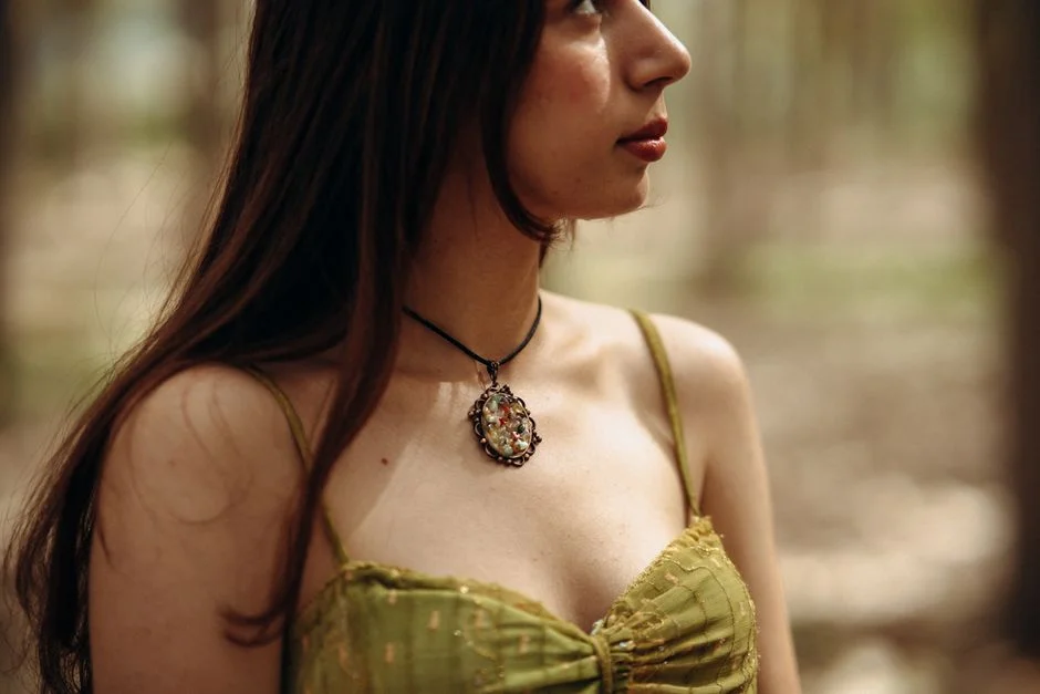 serenity pendant, nature