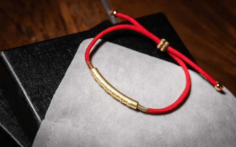 Tibetan bracelet, Buddhist
