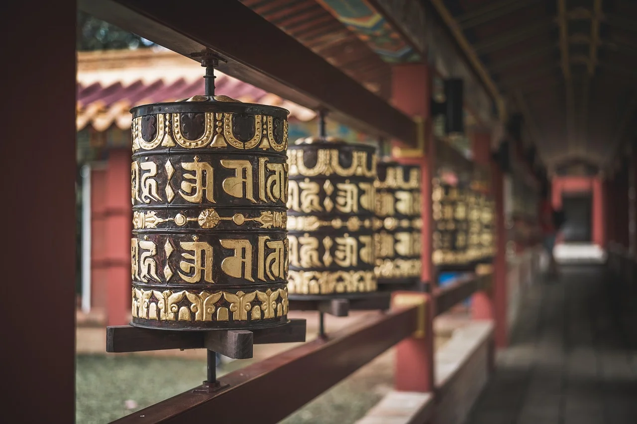 Buddhist mantra, Spiritual