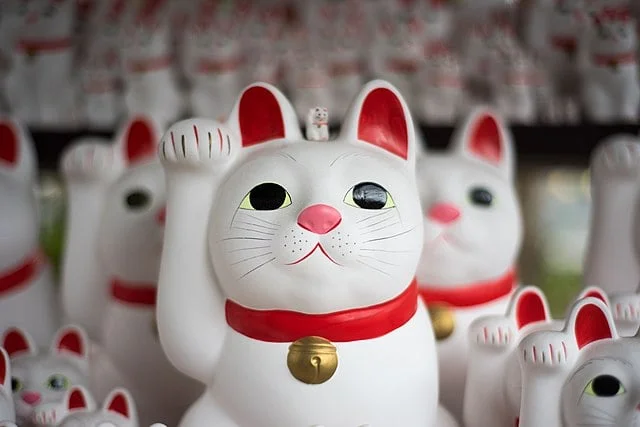 Maneki Neko, Japanese