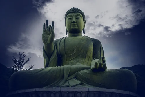 What Does “Namo Amitabha Buddha” Mean? The Meaning, Origins, and Signi
 – FengshuiGallary